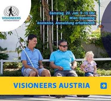 Visioneers Austria: Photo of Daniel Kish, Juan Ruiz and a young female student sit on a concrete garden wall.
